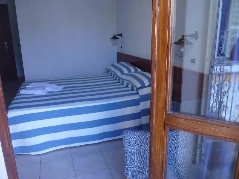 ***  Hotel L'Ancora Santa Teresa Gallura Italy
