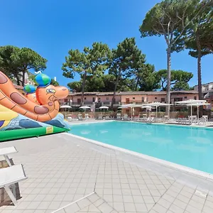 Aparthotel Poggio Dei Pini Marina Romea